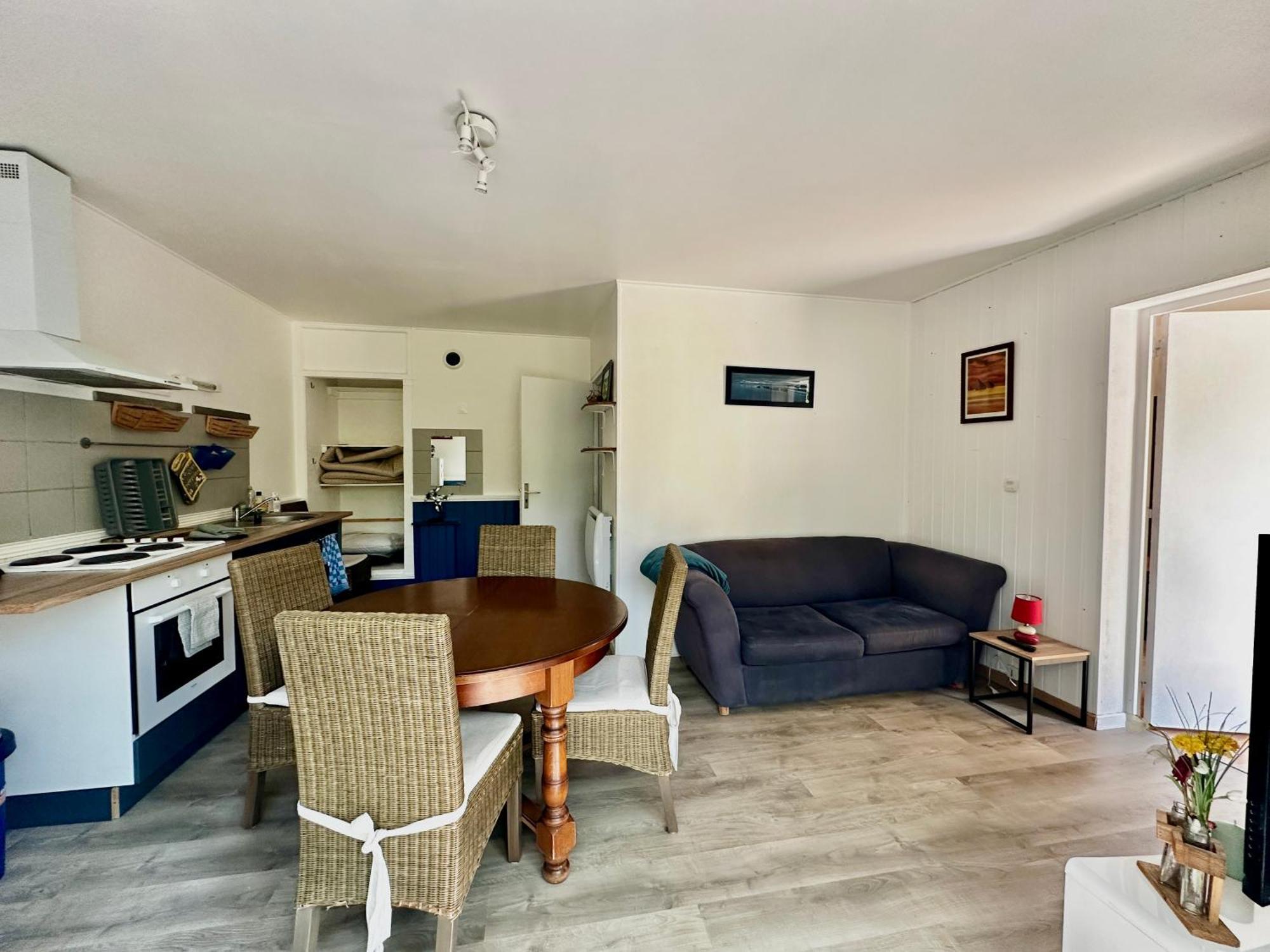 Appart' Basly - Avec Terrasse A 7Km Des Plages Exterior foto